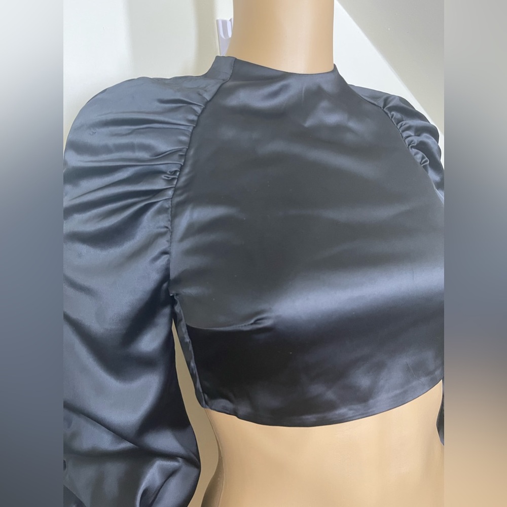 Oh Polly satin top - Picture 3 of 9